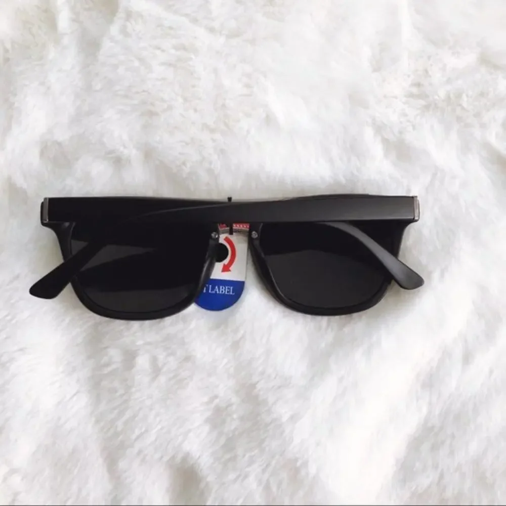 Lyle Matte Black Polarized Sunglasses